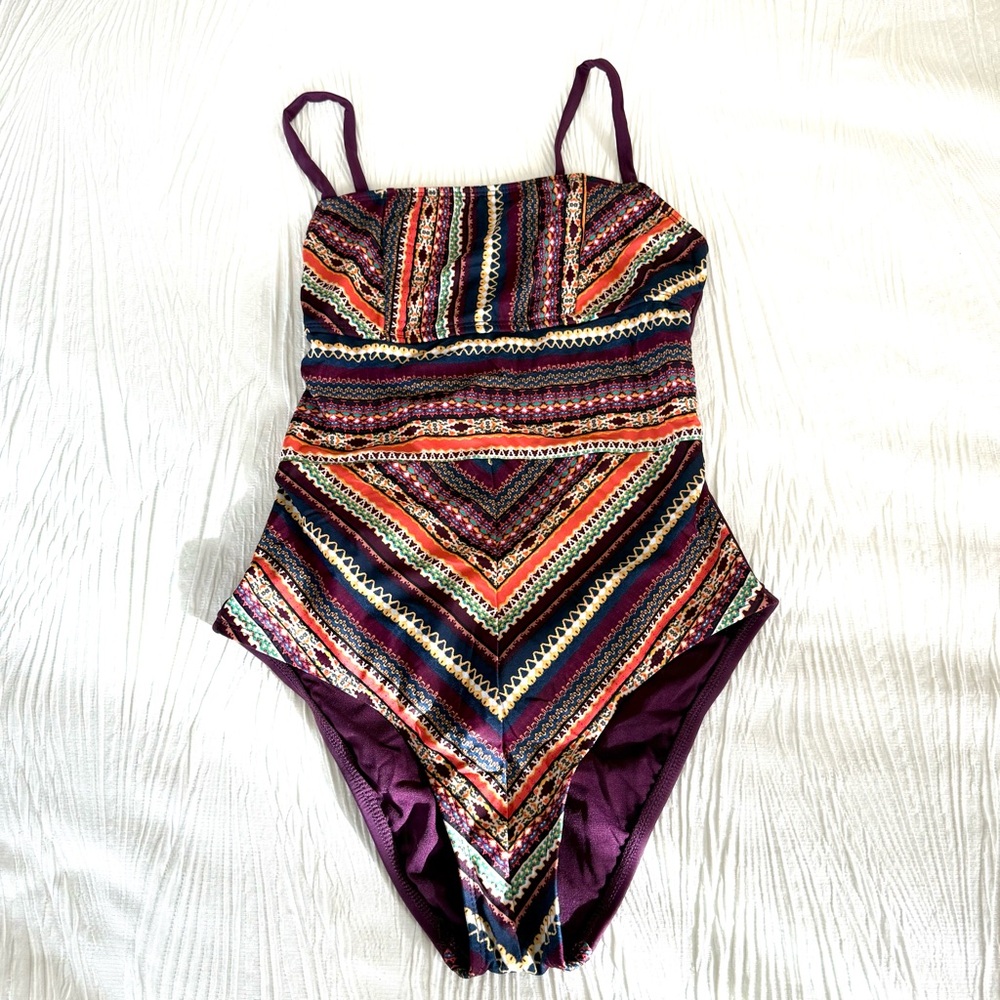 *** $6/3 pcs Mossimo Swimsuit